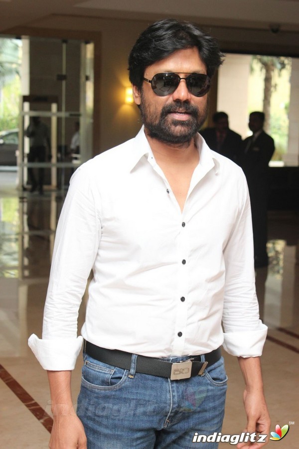 'Vai Raja Vai' Press Meet